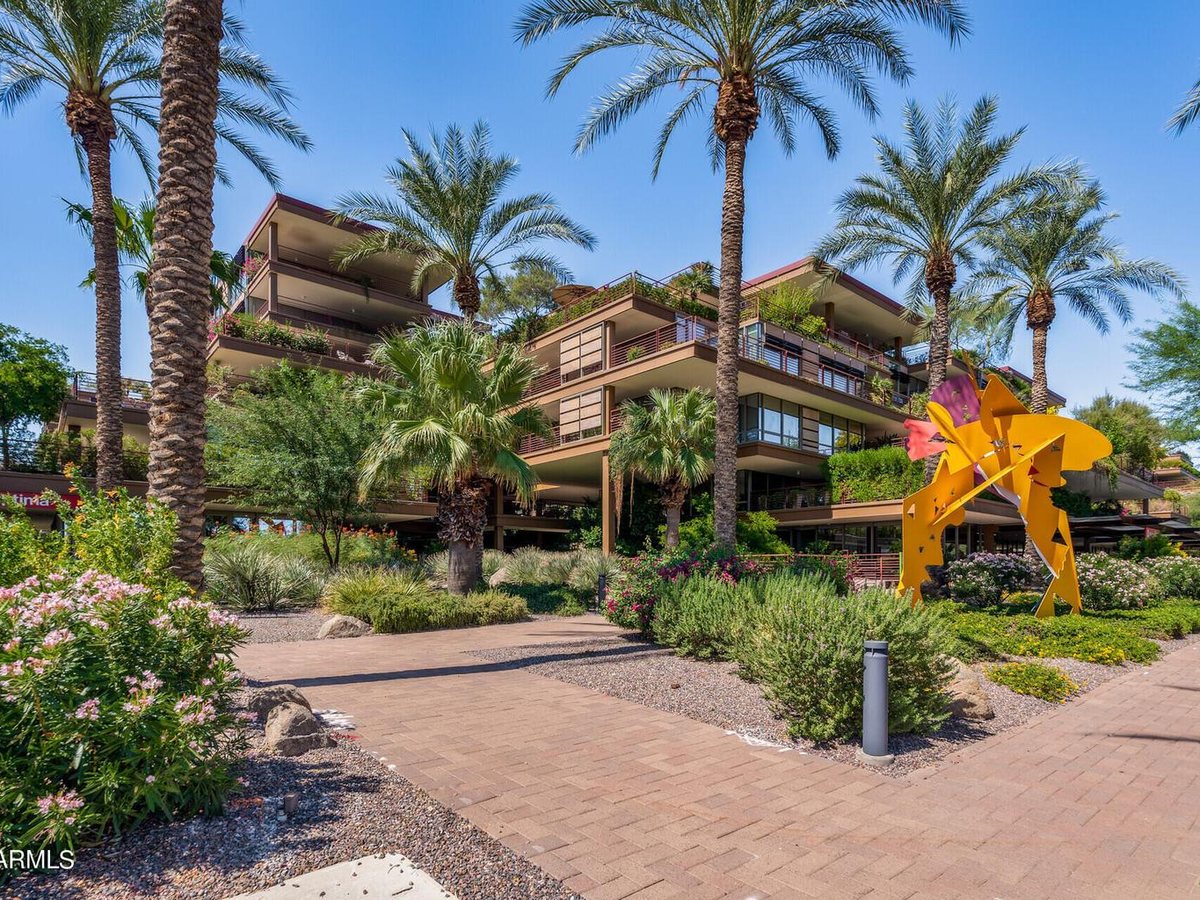 Under contract listing interior at Optima Camelview